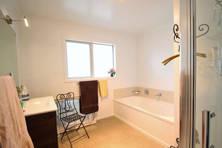 18 Brooke Place Alexandra_18