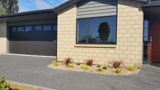 New Looking In Matua