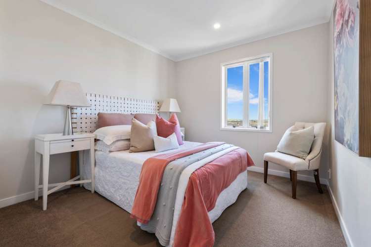 92 Arrowsmith Drive Flat Bush_13