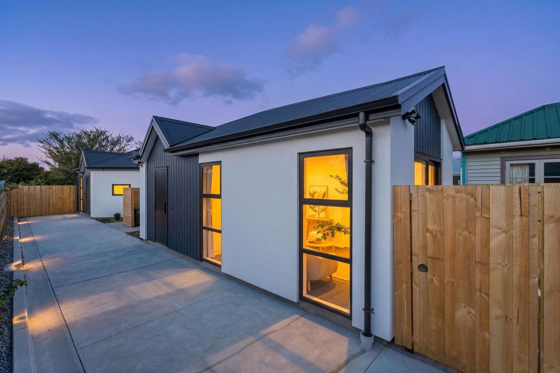 33a Neill Street Hornby_0