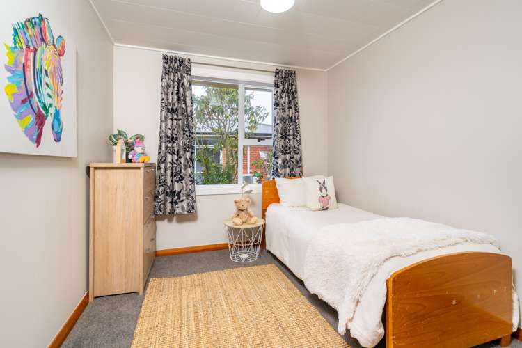 198 Highcliff Road Shiel Hill_13