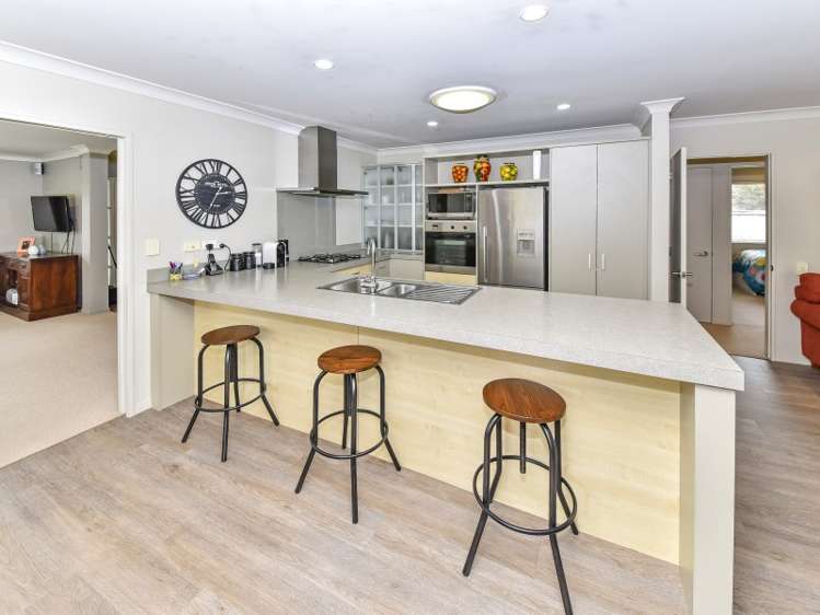 14 Turnberry Drive Wattle Downs_14