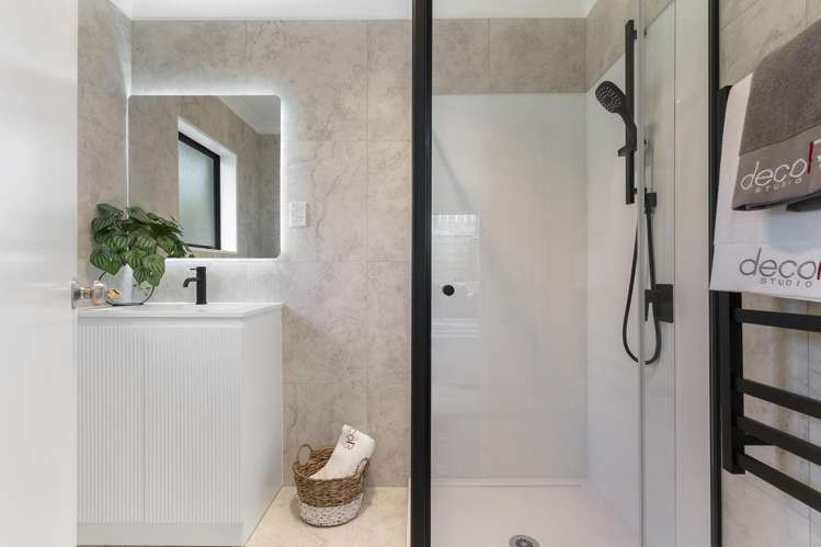 10 Mediterranean Way Goodwood Heights_17