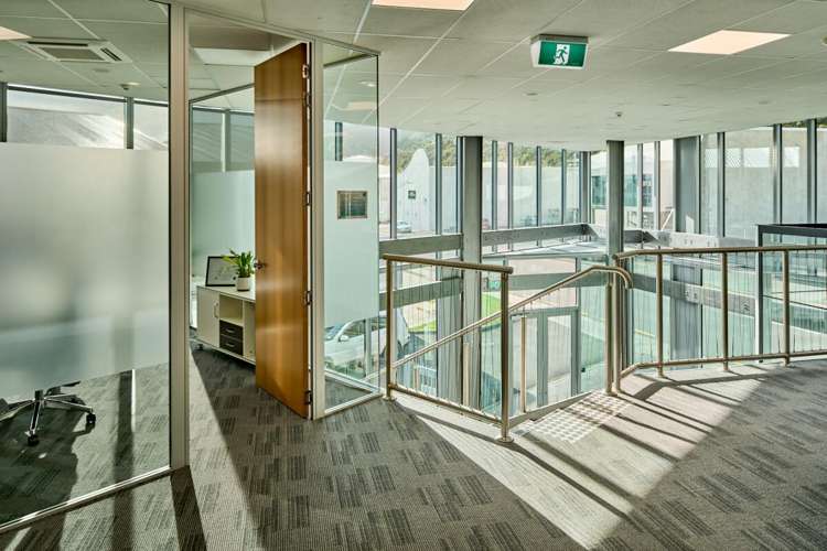 207 Gracefield Road Gracefield_7