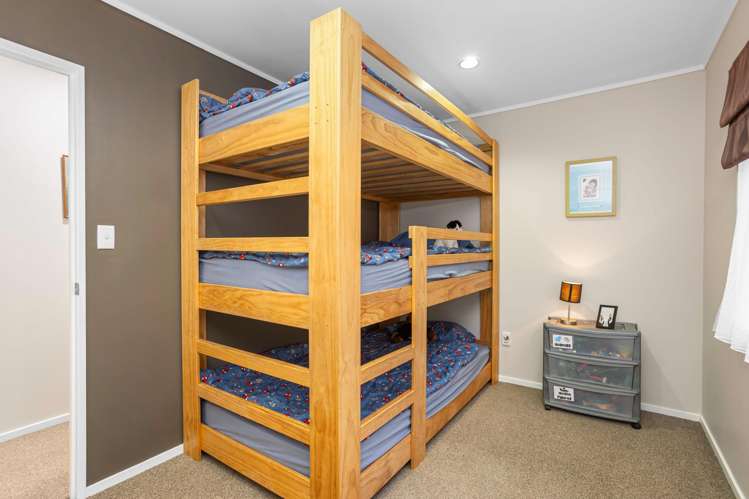 43 Polkinghorne Drive Manly_15