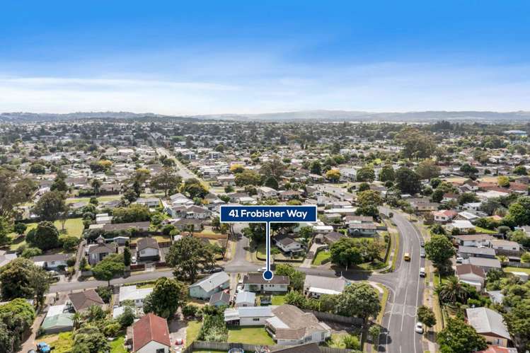 41 Frobisher Way Clendon Park_13