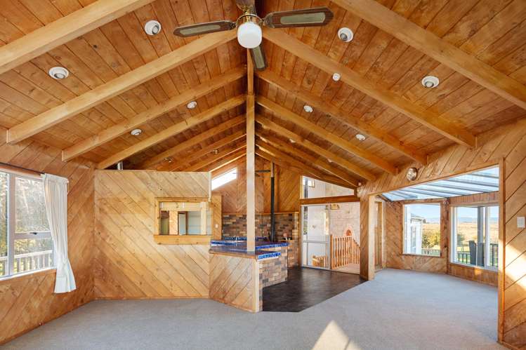 209 Browns Beach Road Muriwai_6