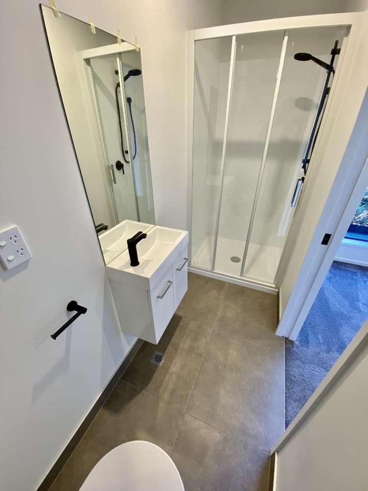 5/10a McLean Street 1477_8