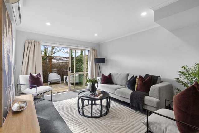 2/52 Cook Street 1074_3