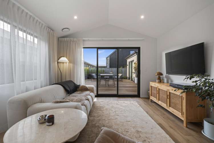 11 Waterfowl Road Jacks Point_32