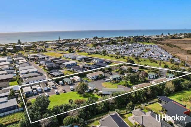 A Rare Coastal Lifestyle Investment Opportunity