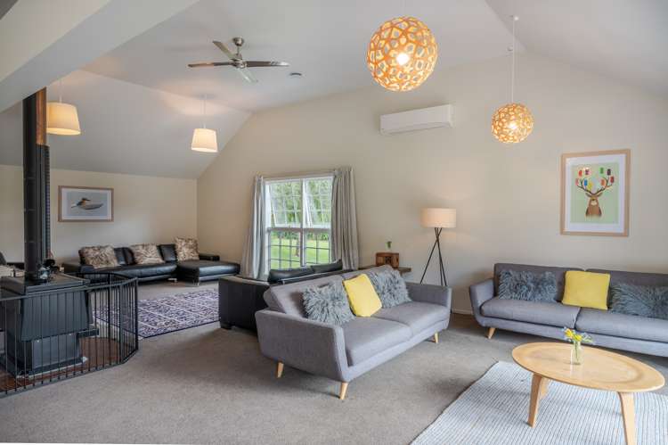 8 Takamatua Bay Road Takamatua_7