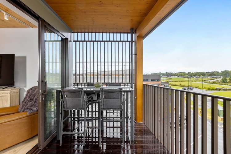 9/40 Waiparaheka Drive Milldale_12