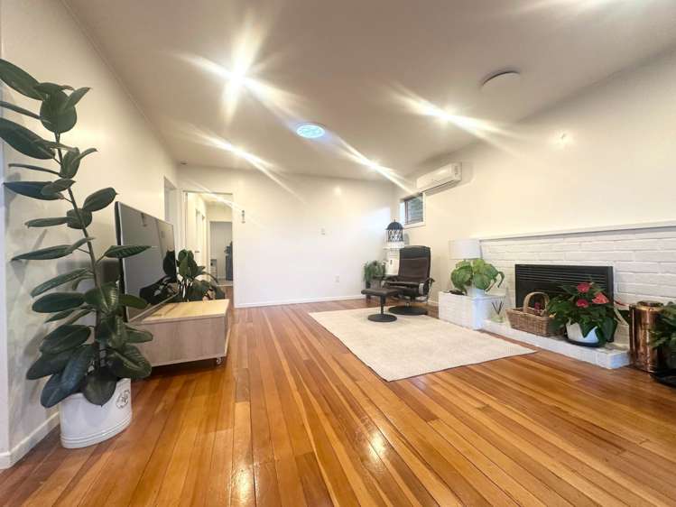 12 Amberley Avenue Te Atatu South_4