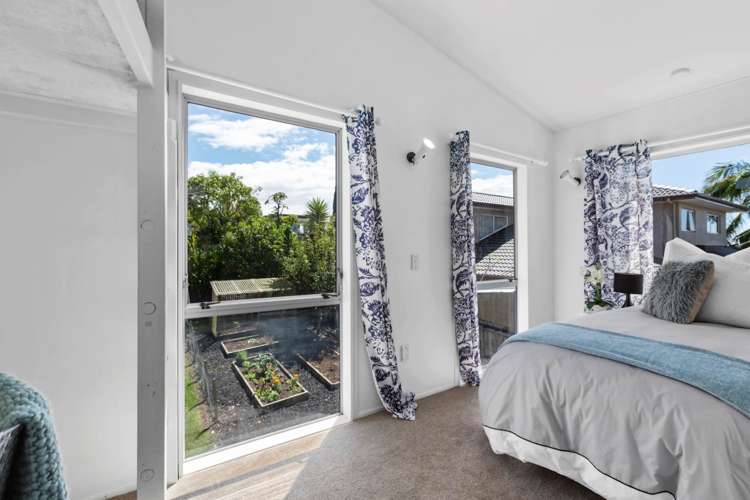 8 Wiriana Place Stanmore Bay_8