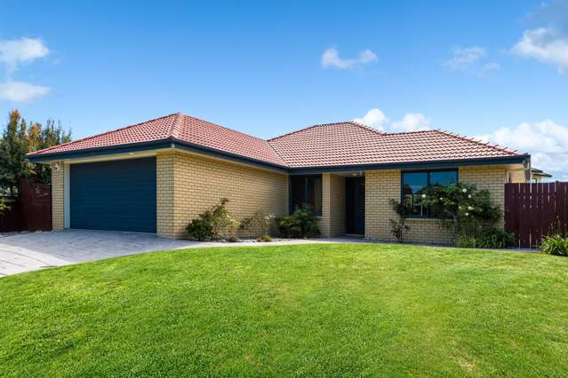 A Toast To Your New Home On Shiraz!