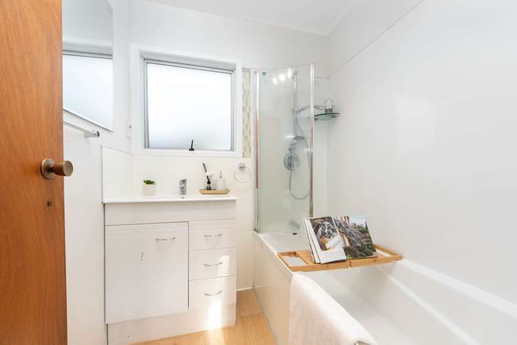 8 Katrina Place Massey_12