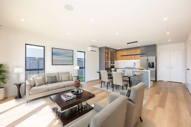 8 Kotiti Drive Wainui_9