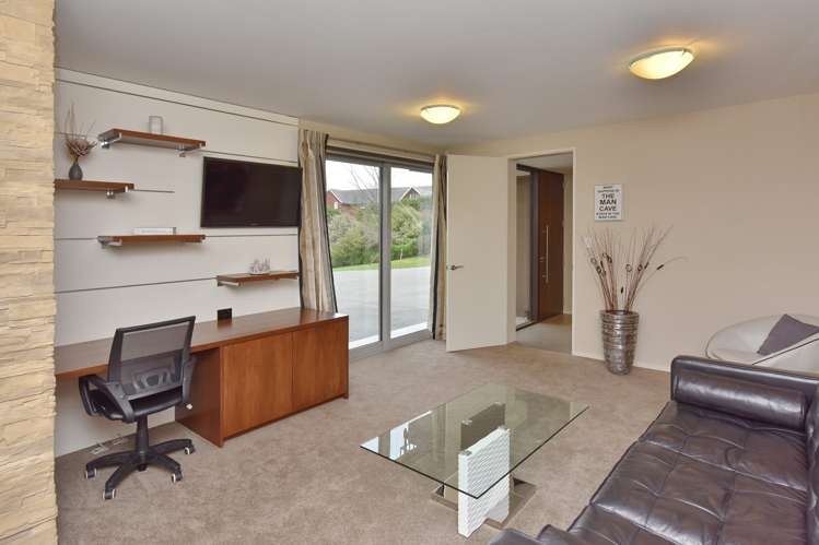 5 The Ridge Kennedys Bush_26