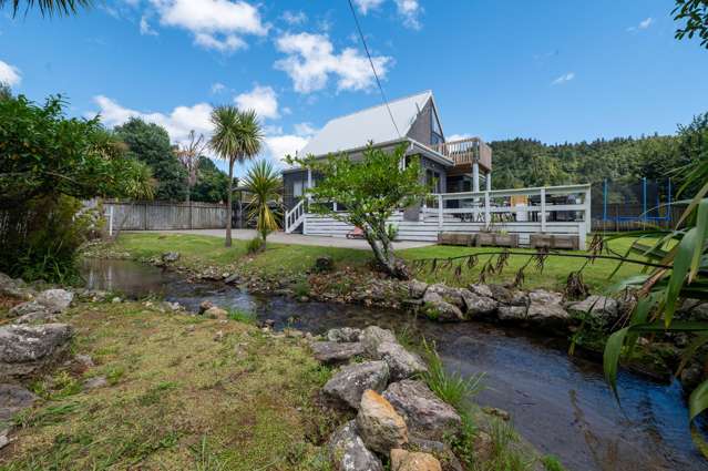 4 Lake Okataina Road Lake Rotoiti_1