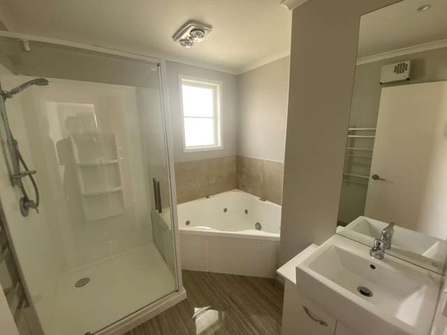 571a Queen Street 10516_4