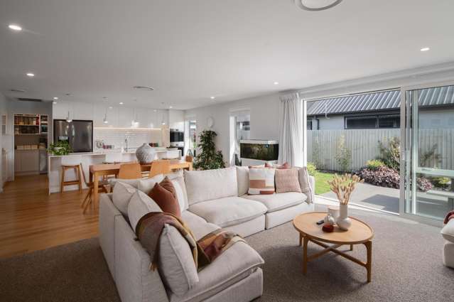 120 Southfield Drive Lincoln_1