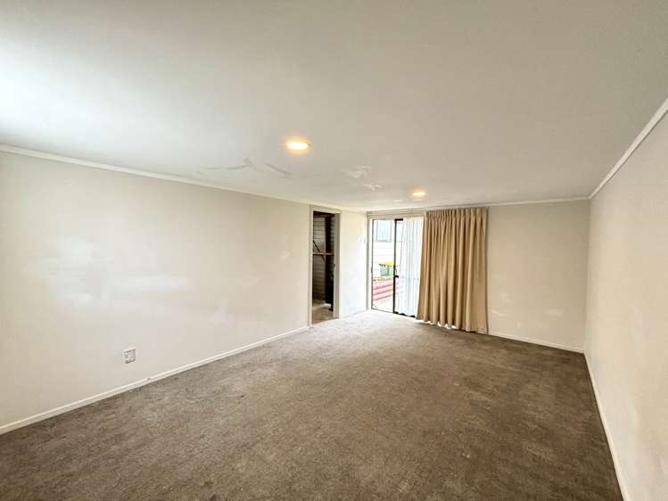 56 Sharland Avenue Manurewa_18