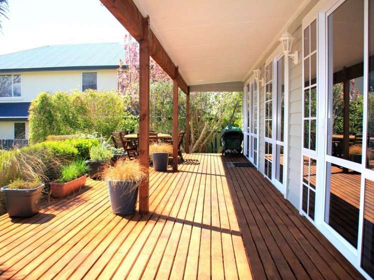 42 Cathedral Drive Manapouri_7