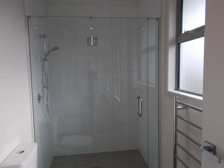 36 Quail Rise Stoke_13