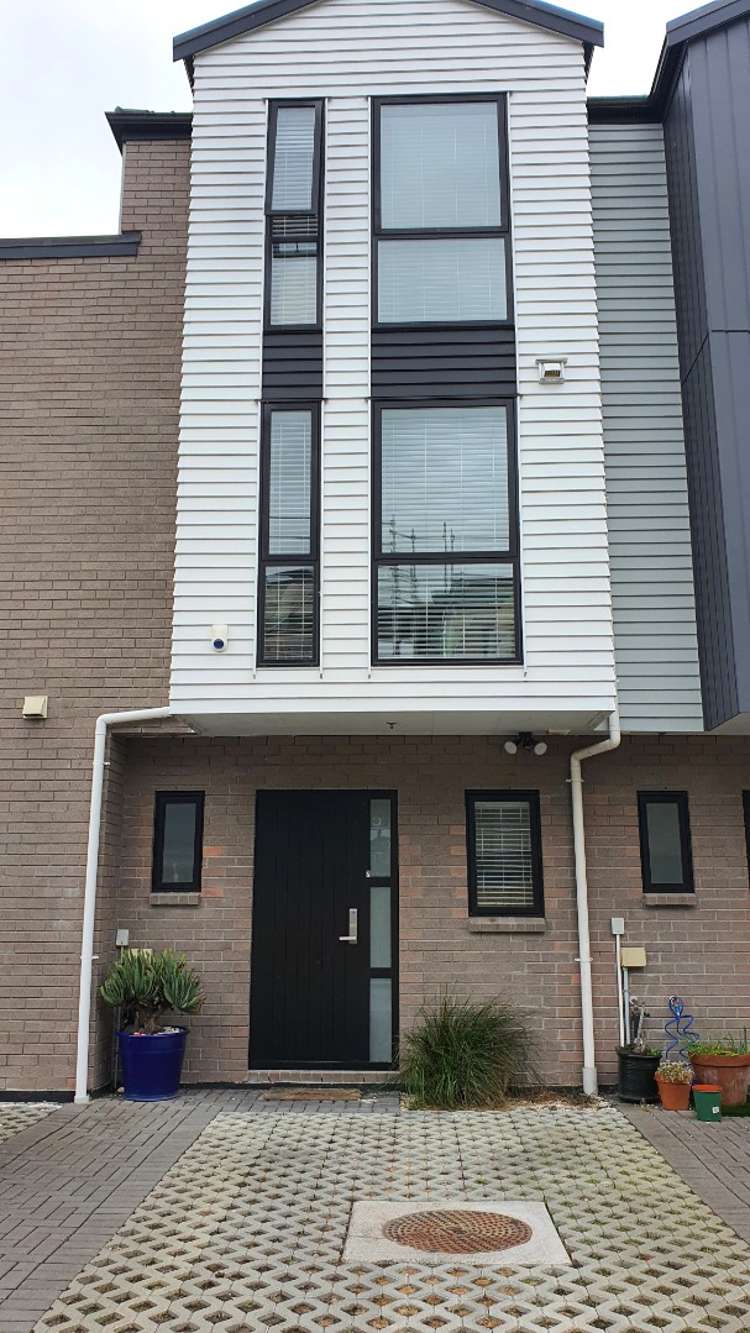 7 Waru Lane Te Atatu Peninsula_0