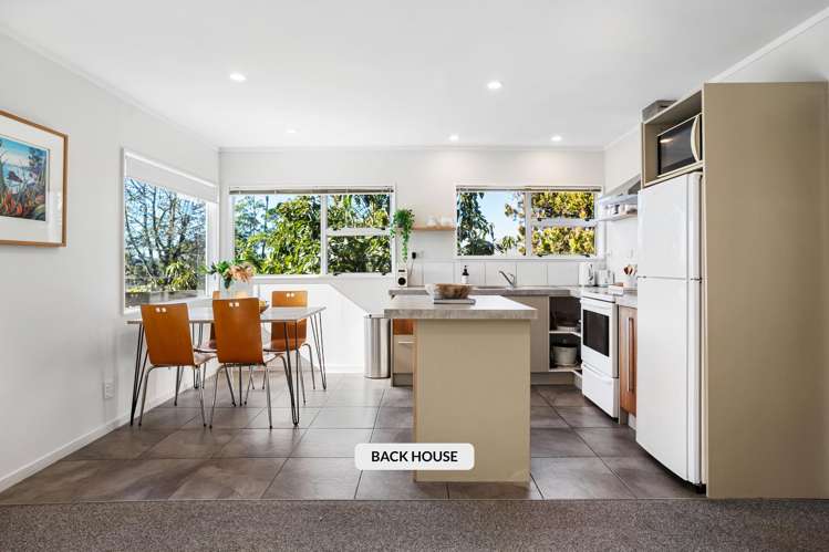 57 Onewa Road Northcote_19