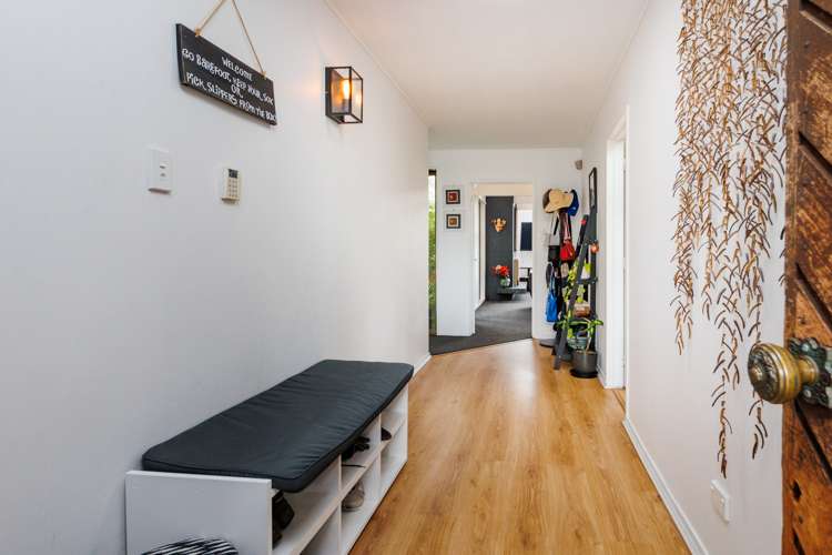 9 Truscott Grove Awapuni_3