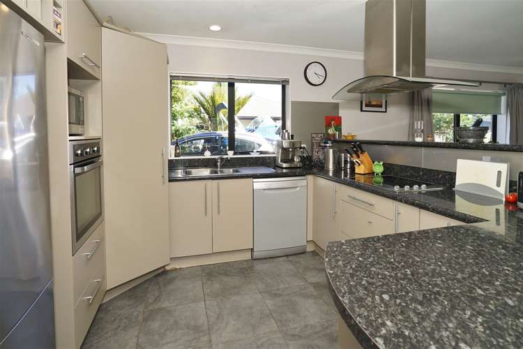 47 Wiltshire Drive Huntington_6