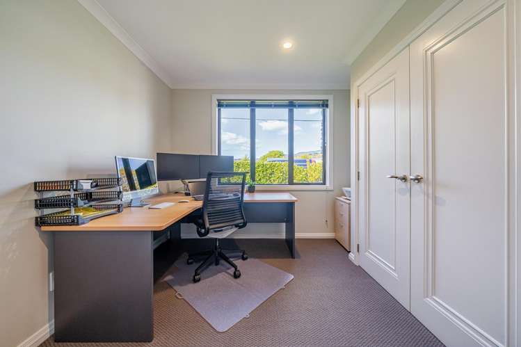 8 Benzie Avenue Wallaceville_31