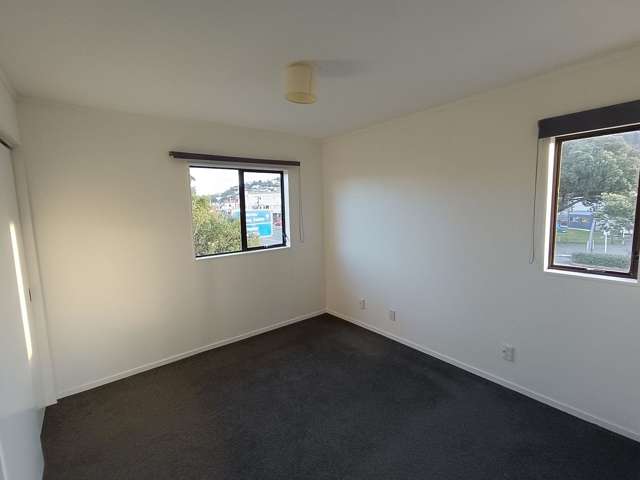 2/615 Evans Bay Parade Kilbirnie_3