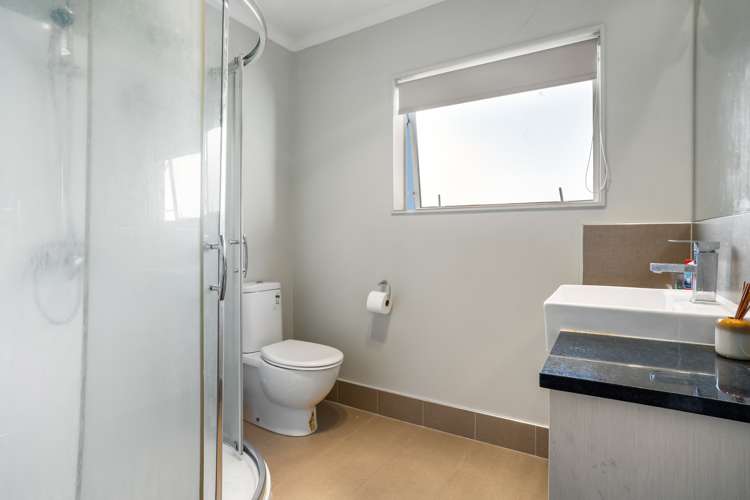 14 Domain Lane Mangere Bridge_9