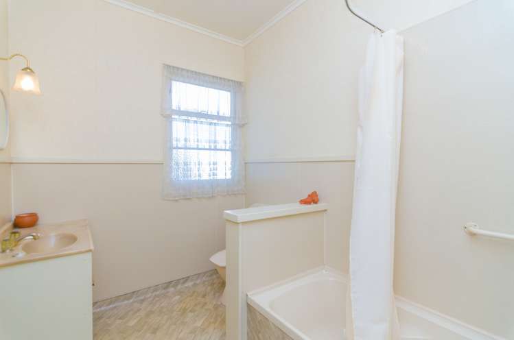 11 Opaki Road Masterton_9