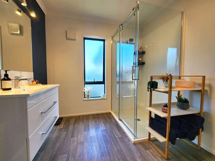 24 Ogilvie Road Gladstone_10