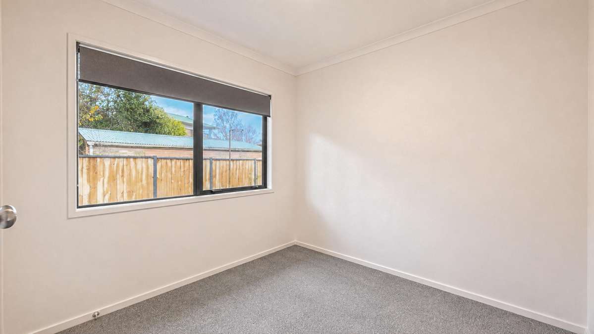 32A Freyberg Crescent_3