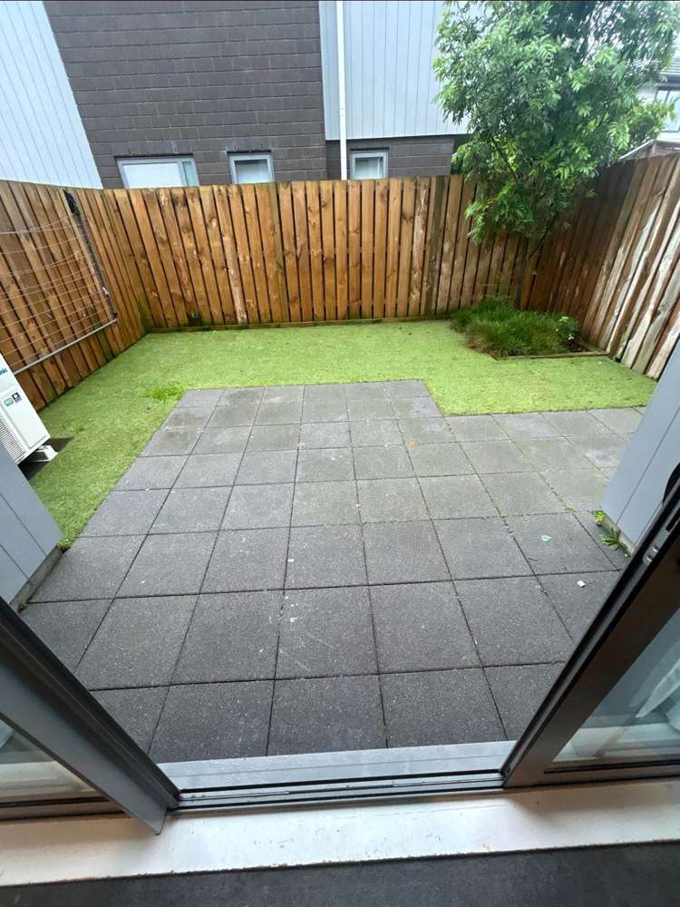3/21 Moor Avenue Te Atatu Peninsula_11