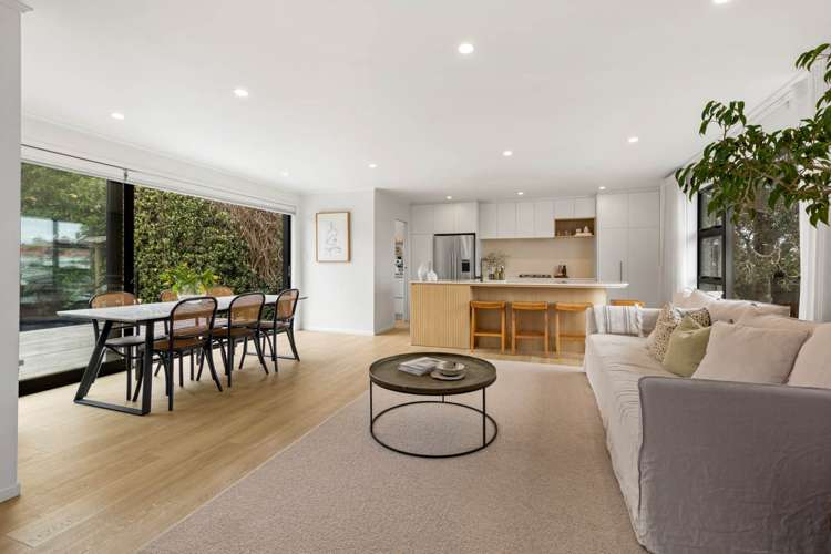 18 Albatross Road Red Beach_7