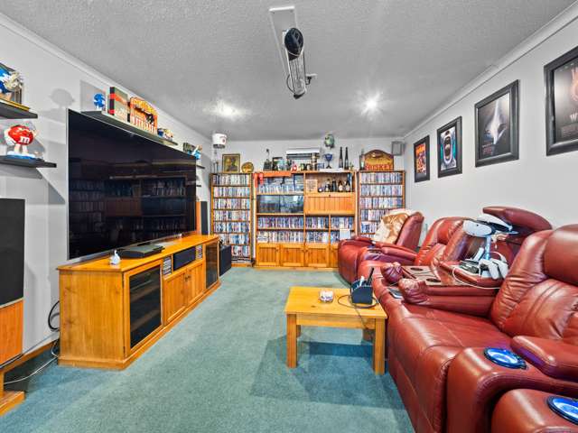 Rooms Aplenty for a large family