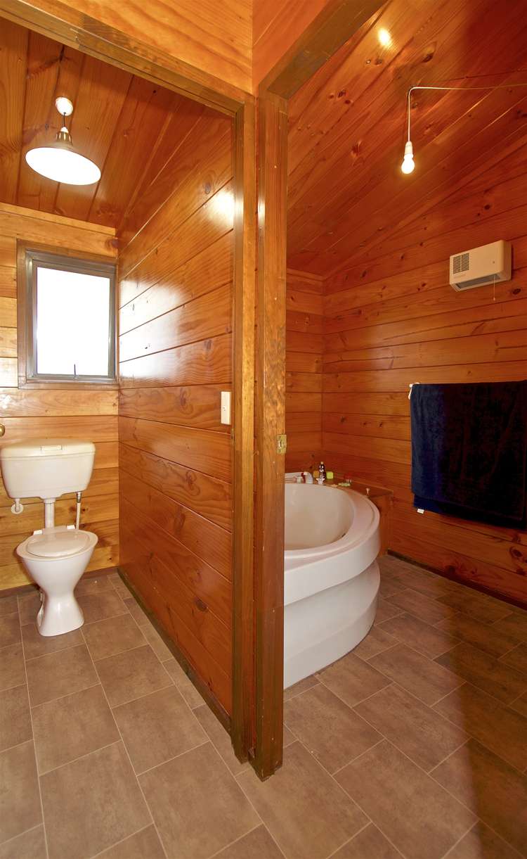 32 Old Station Road Ohakune_13