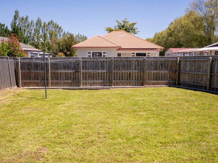 12 Vera Street Marton_18
