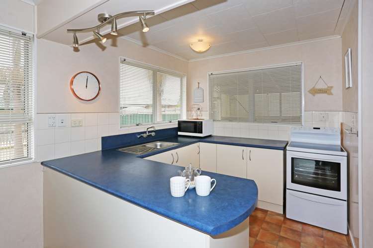 11 Henry Curd Terrace Pukekohe_13
