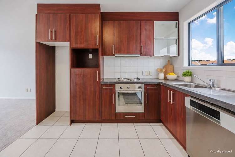 23/21 Armoy Drive_5