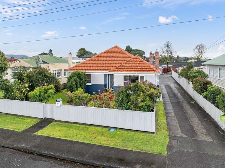 5a Mair Street Regent_24