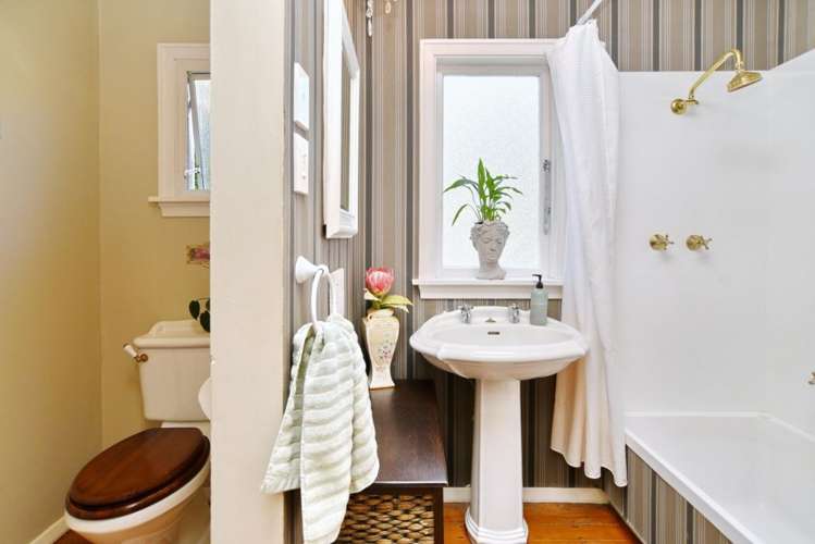 1/2 Barrington Street Somerfield_19