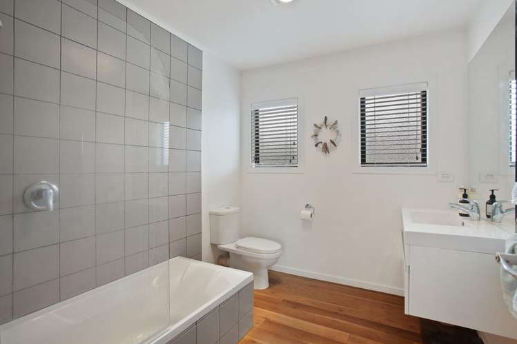 3 Hosking Place Clarks Beach_12