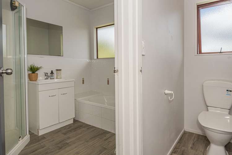 3 Pearce Drive Kamo_17